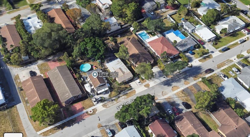 27 SW 7th St, Hallandale Beach FL 33009