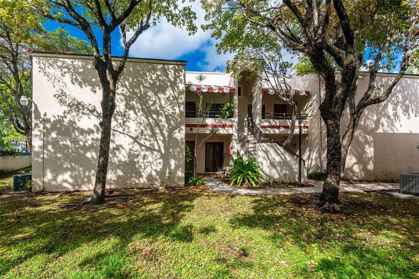 20015 NE 3rd Ct # 6, Miami FL 33179