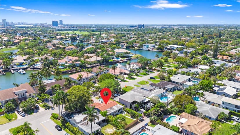 1107 Washington St, Hollywood FL 33019