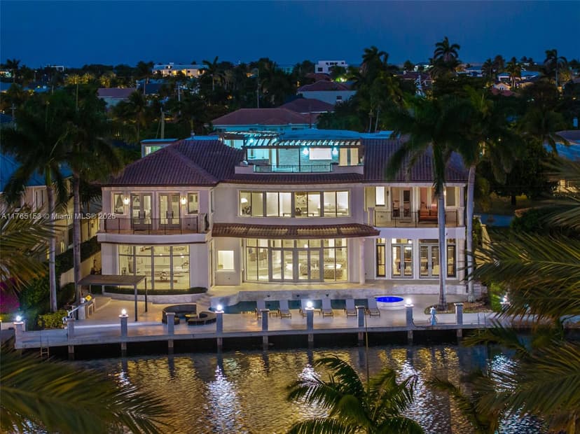 3201 NE 27th Ave, Lighthouse Point FL 33064