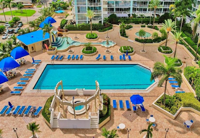 7601 E Treasure Dr # 1518, North Bay Village FL 33141