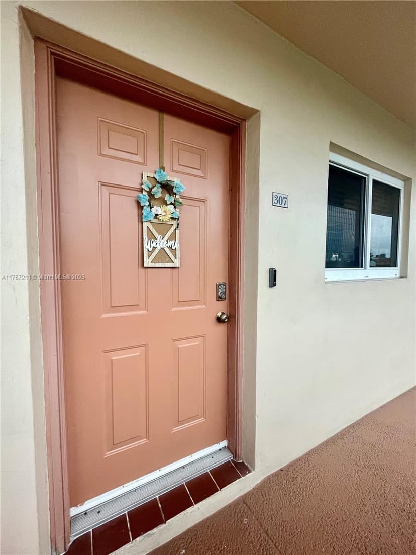 5945 Del Lago Cir # 307, Sunrise FL 33313