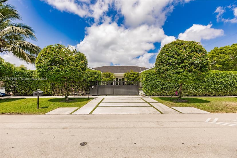 8200 SW 62nd Ave, Miami FL 33143