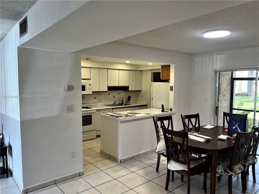 8401 SW 107th Ave # 121E, Miami FL 33173