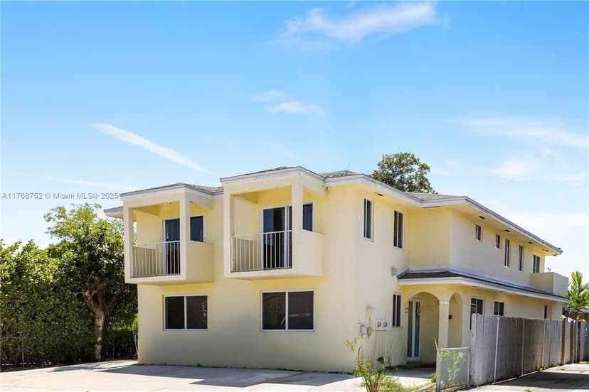 3524 NW 4th Ter, Miami FL 33125