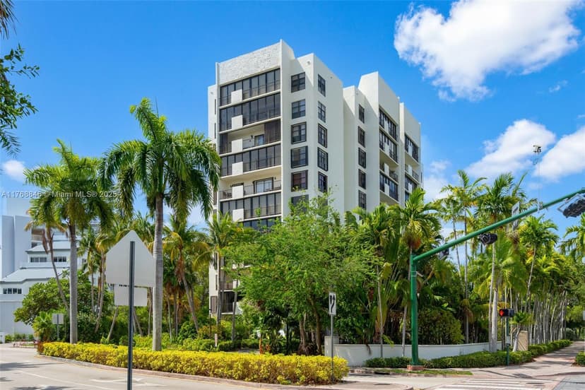 77 Crandon Blvd # 2B, Key Biscayne FL 33149