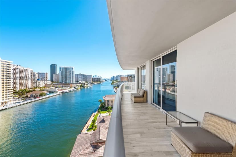 2600 E Hallandale Beach Blvd # T1001, Hallandale Beach FL 33009