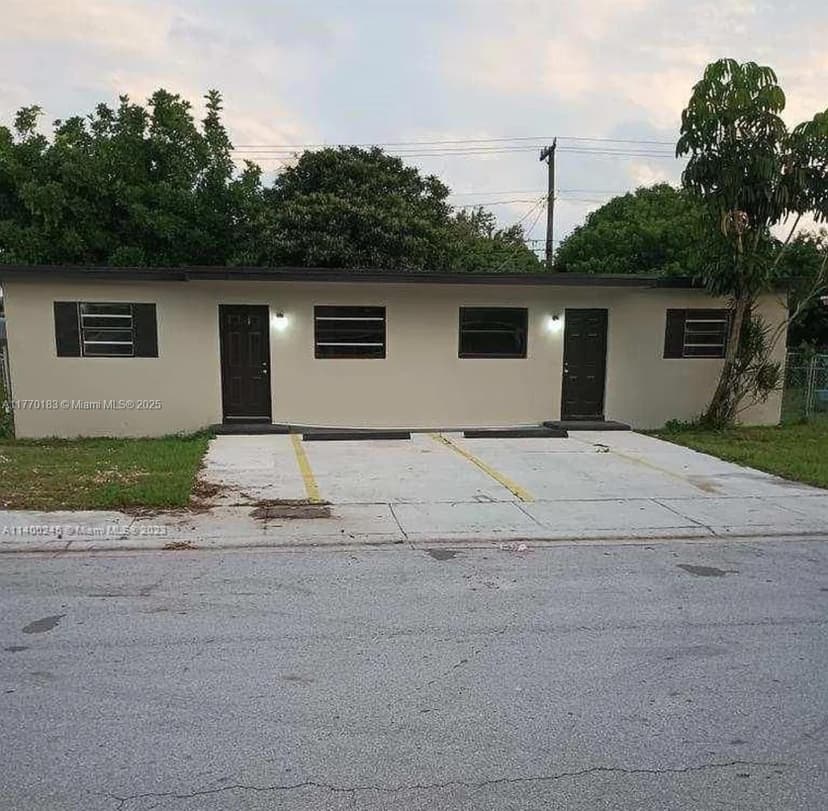 10540 SW 172nd St, Miami FL 33157