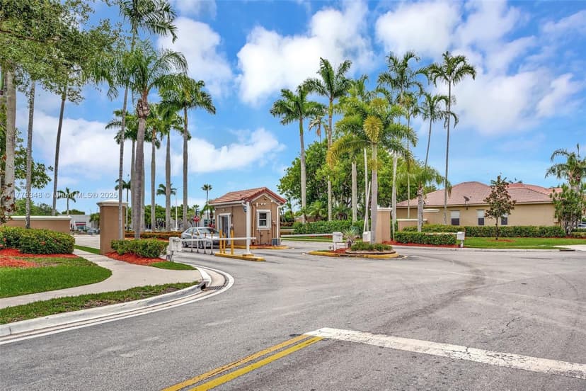 16103 Opal Creek Dr, Weston FL 33331