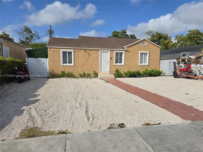 1011 NW 64th St, Miami FL 33150