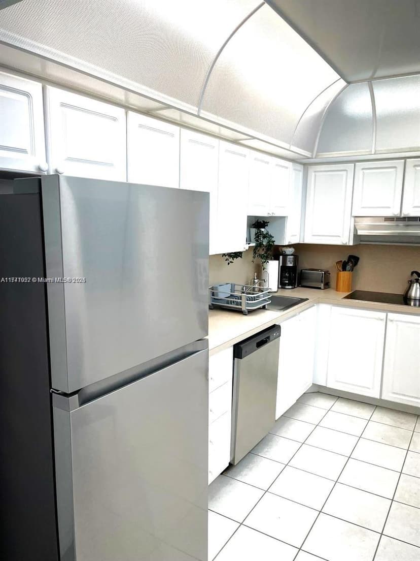 19370 Collins Ave # 1108, Sunny Isles Beach FL 33160