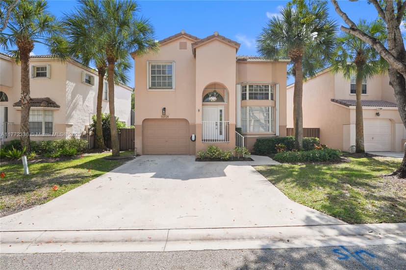 10724 NW 12th Mnr, Plantation FL 33322