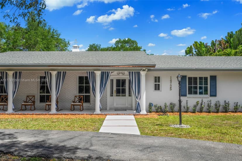 14725 SW 82nd Ave, Palmetto Bay FL 33158