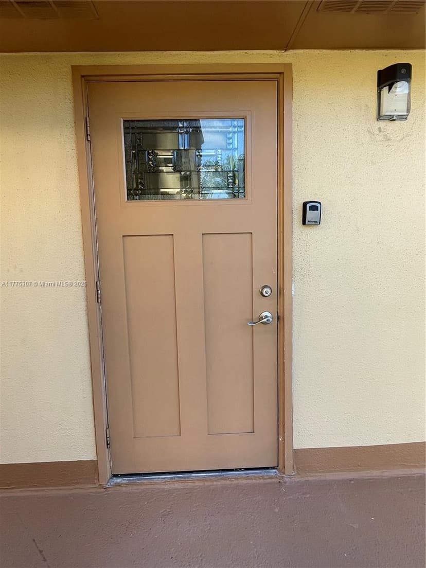 233 Saxony E # 233, Delray Beach FL 33446