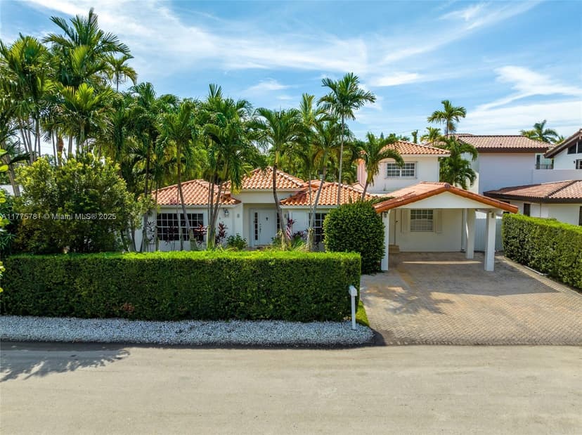 250 Greenwood Drive, Key Biscayne FL 33149