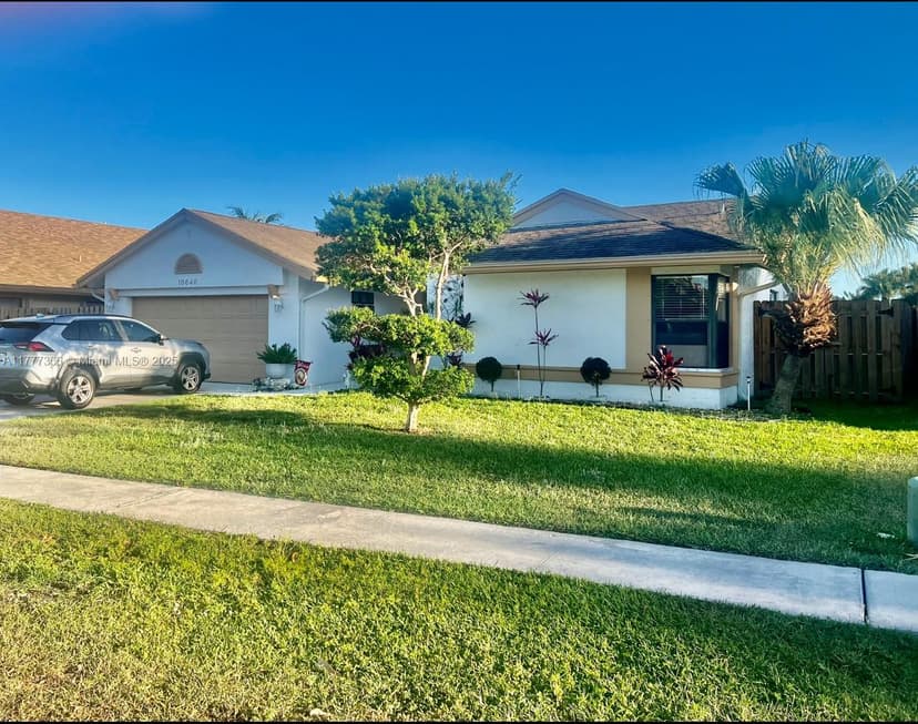 10640 NW 32nd St, Sunrise FL 33351