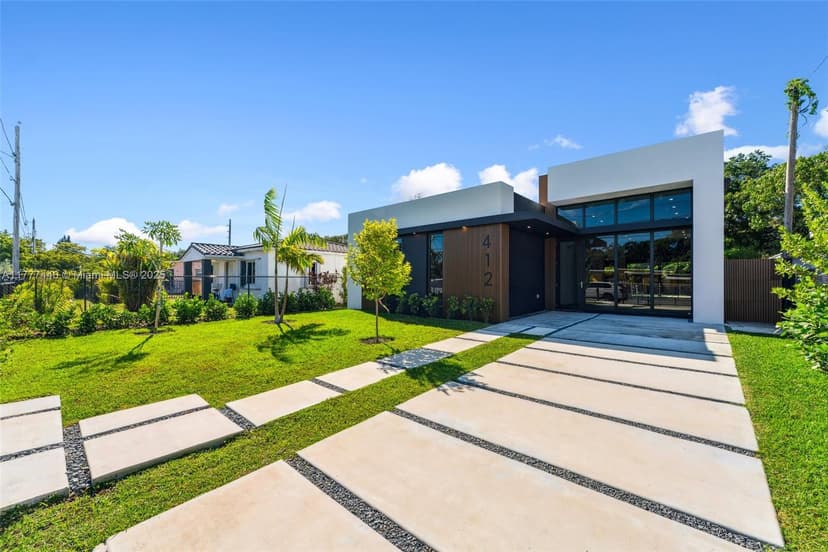412 NW 47th St, Miami FL 33127