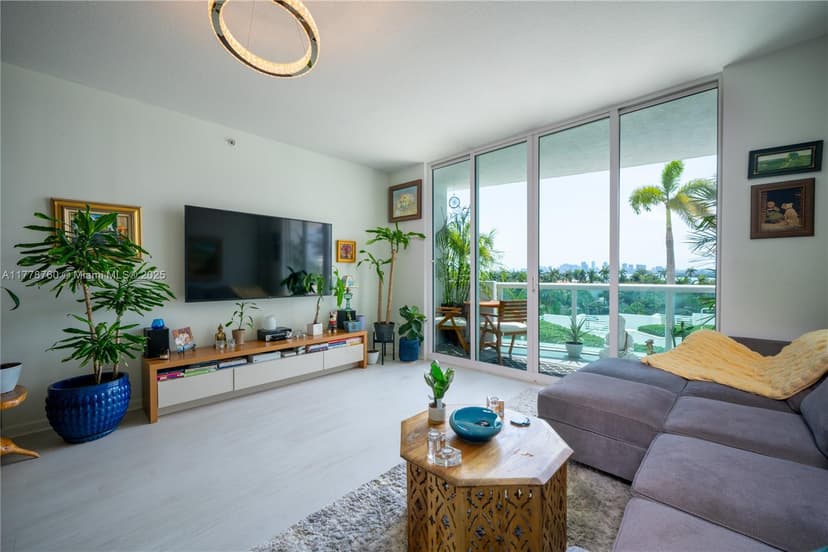 7900 Harbor Island Dr # 611, North Bay Village FL 33141