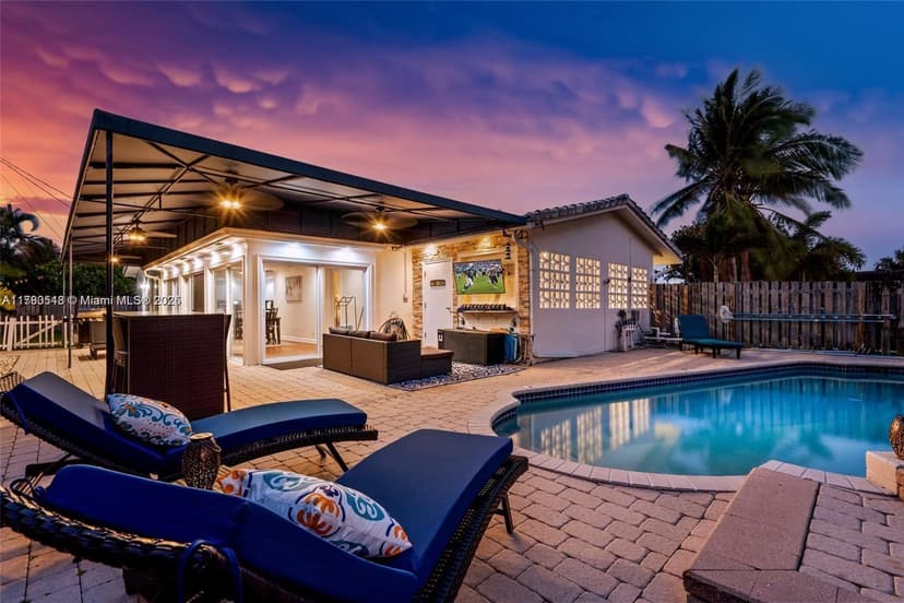 2231 NE 38th St, Lighthouse Point FL 33064