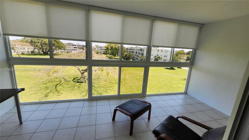 4065 N Lyndhurst  N # 4065, Deerfield Beach FL 33442