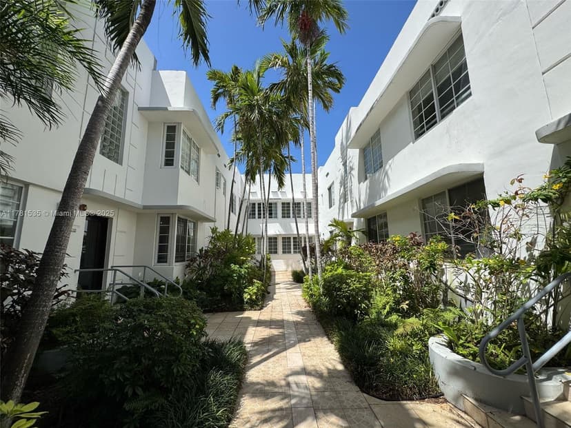 1000 Meridian Ave # 17, Miami Beach FL 33139