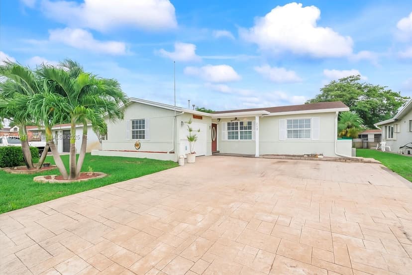 11461 NW 31st Pl, Sunrise FL 33323