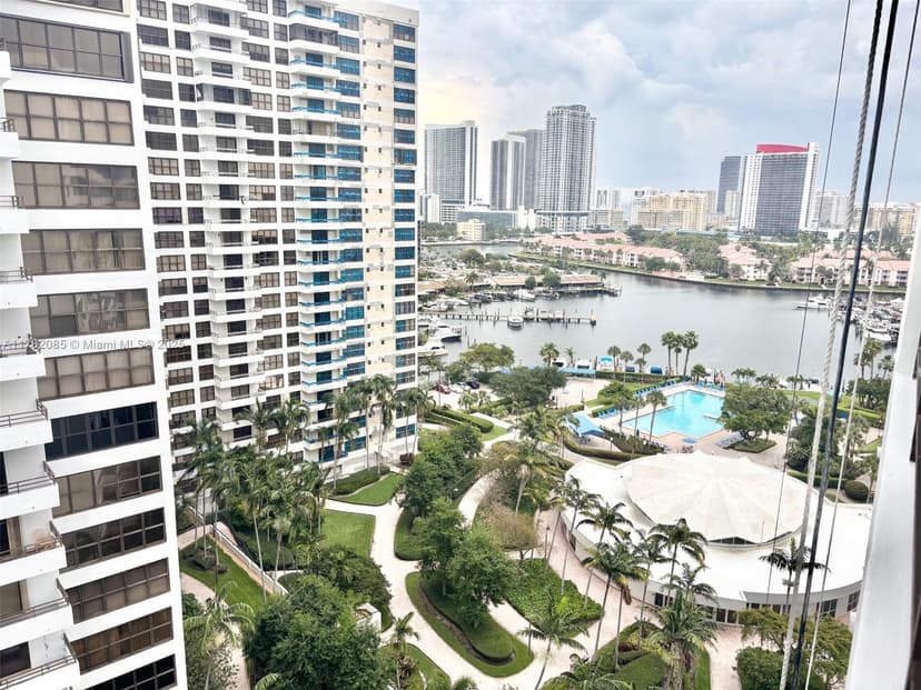 600 Three Islands Blvd # 1522, Hallandale Beach FL 33009