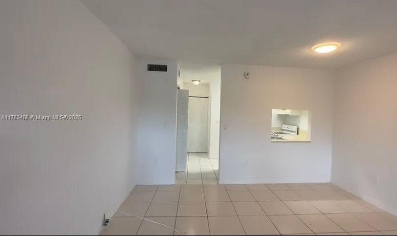 271 NW 177th St # 216, Miami Gardens FL 33169