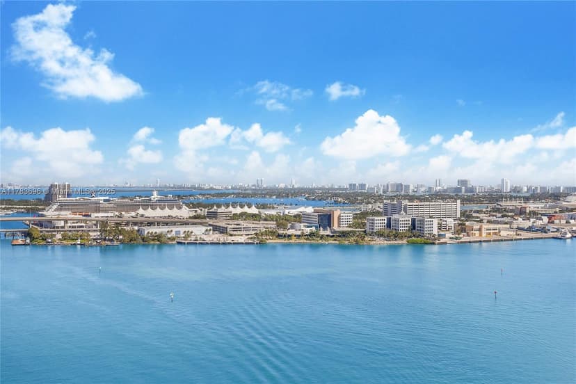 335 S Biscayne Blvd # 2604, Miami FL 33131
