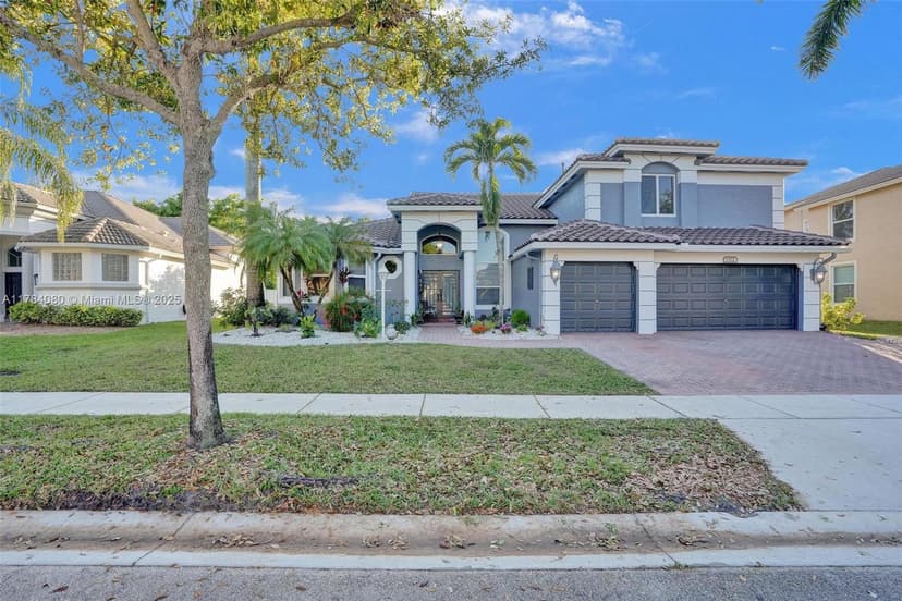 1322 NW 139th Ave, Pembroke Pines FL 33028
