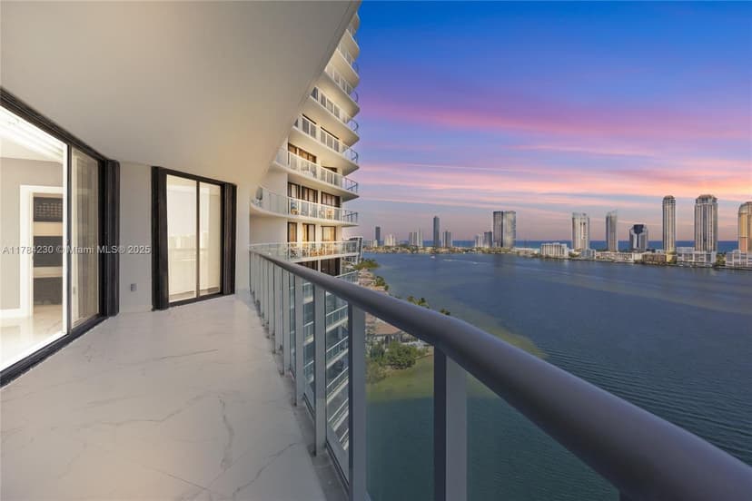 4000 Island Blvd # 2002, Aventura FL 33160