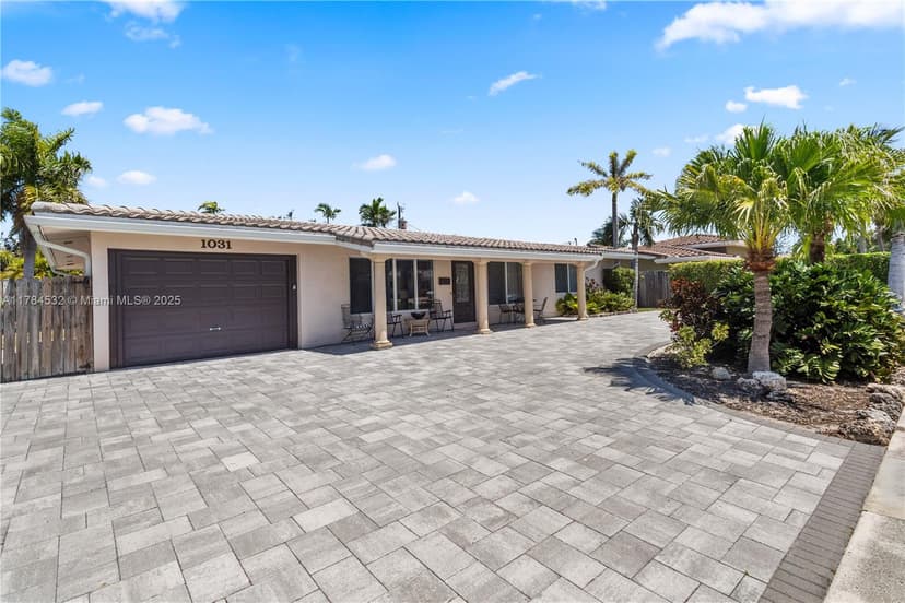 1031 SE 14th Dr, Deerfield Beach FL 33441