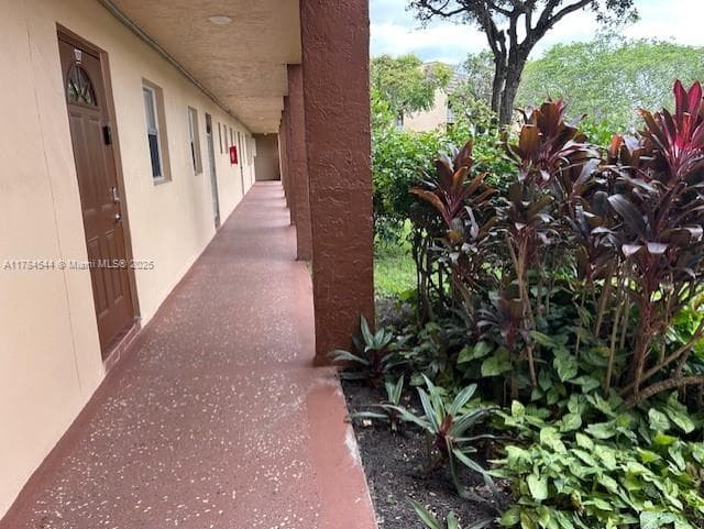 9350 Sunrise Lakes Blvd # 109, Sunrise FL 33322