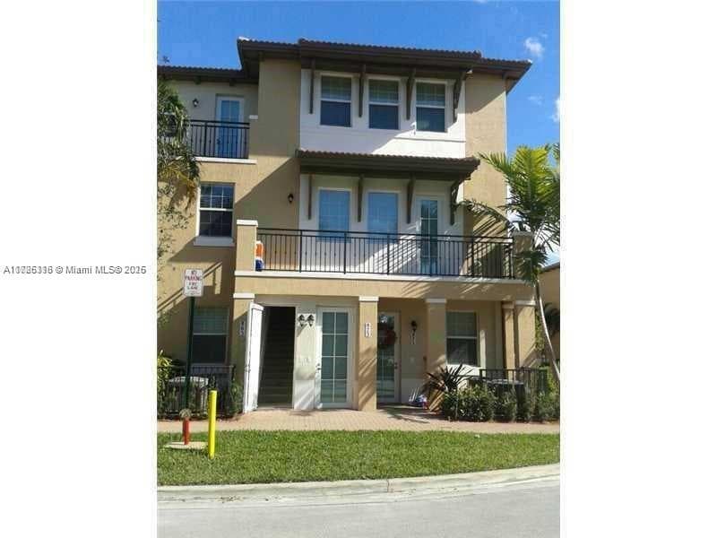 964 SW 147th Ave # 2606, Pembroke Pines FL 33027