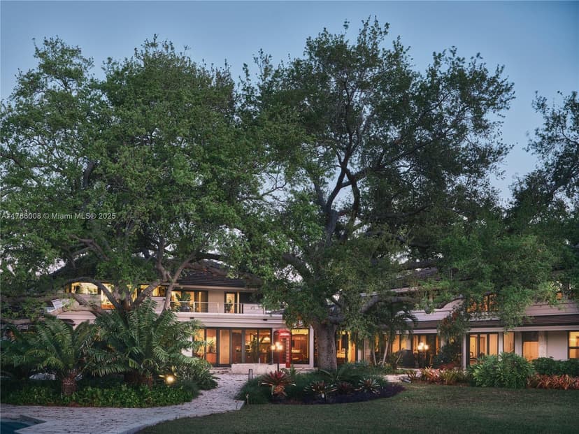 700 Arvida Pkwy, Coral Gables FL 33156