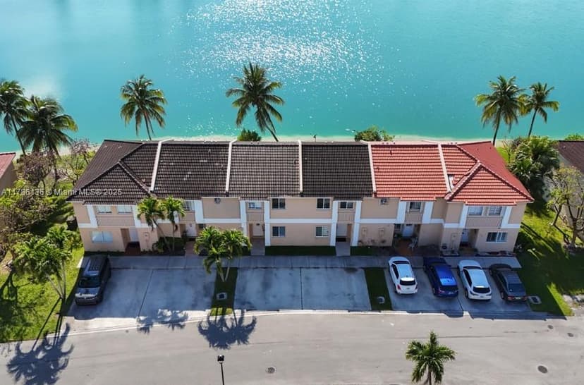 17718 SW 139th Ct, Miami FL 33177