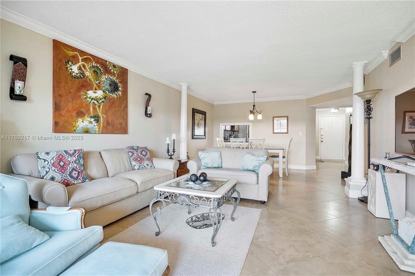 4930 E Sabal Palm Blvd # 312, Tamarac FL 33319