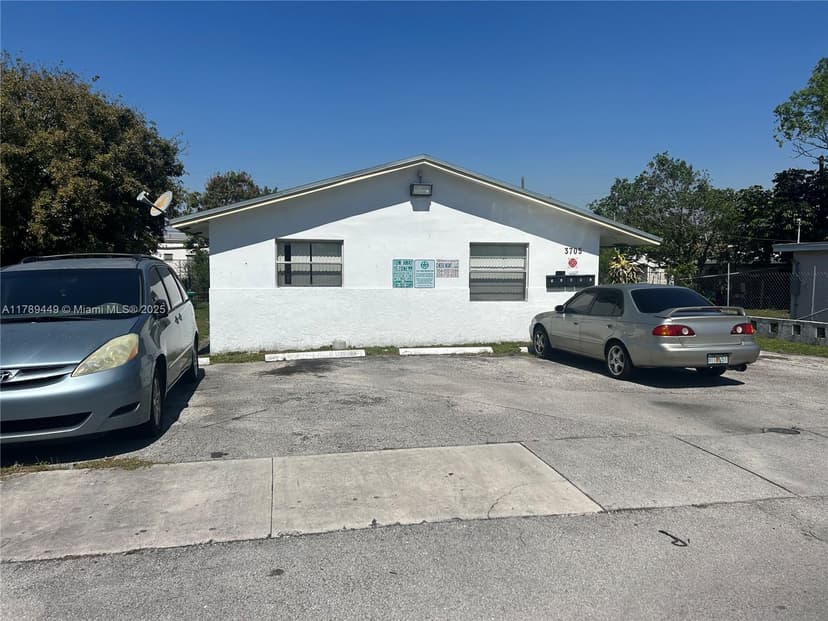 3705 SW 13th Ct, Fort Lauderdale FL 33312