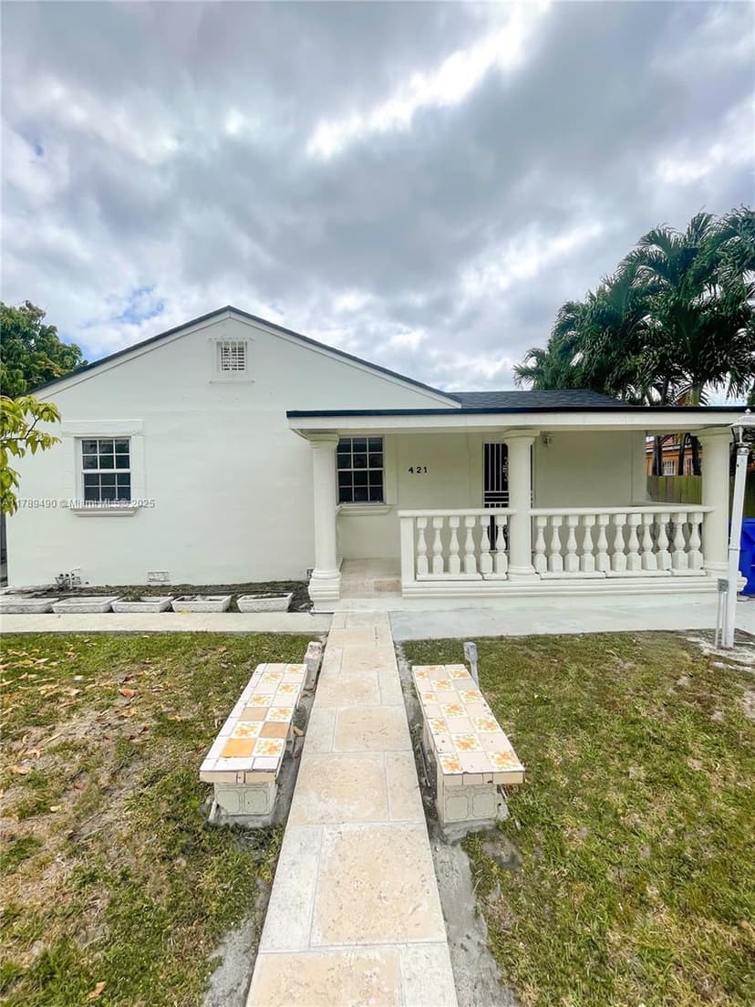 421 NW 33rd Ave, Miami FL 33125