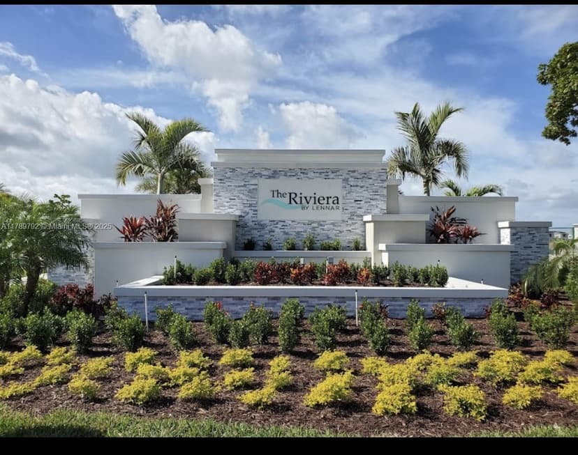 2620 SE 10th St # 0, Homestead FL 33035