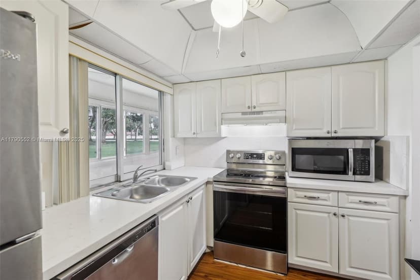 9201 LIME BAY BLVD # 105, Tamarac FL 33321
