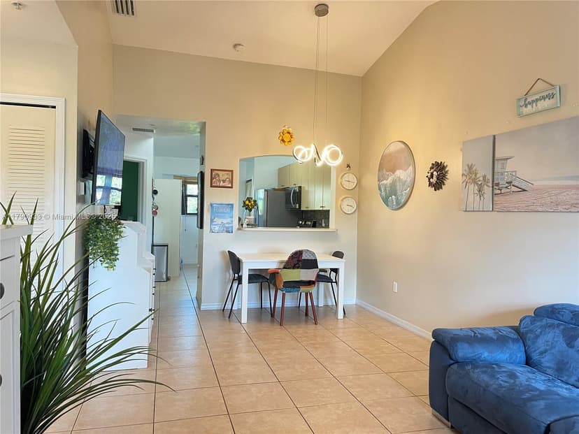 22731 SW 88th Pl # 303, Cutler Bay FL 33190