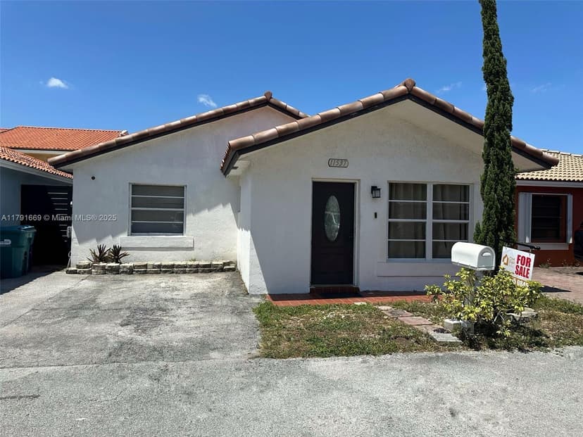 11537 SW 6th St, Sweetwater FL 33174