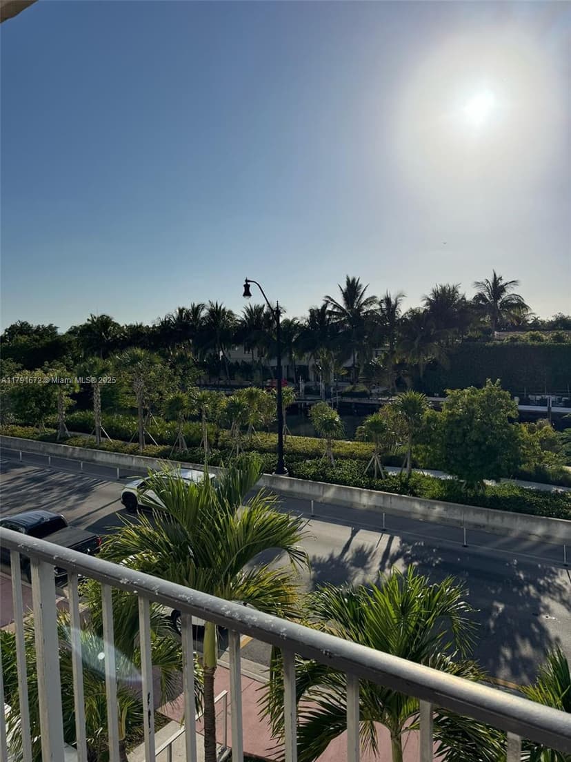 2939 Indian Creek Dr # 307, Miami Beach FL 33140