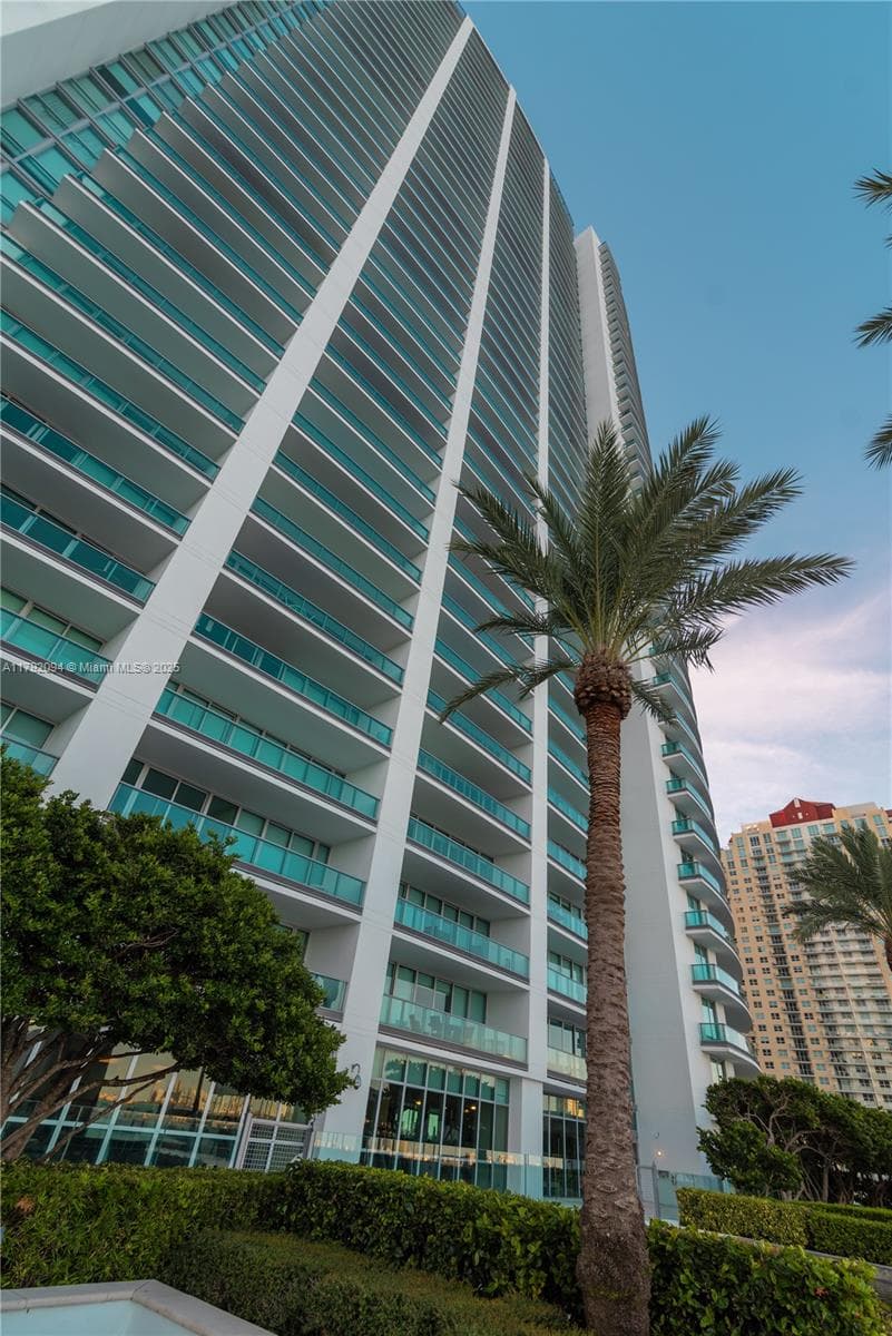 1331 Brickell Bay Dr # 3607, Miami FL 33131