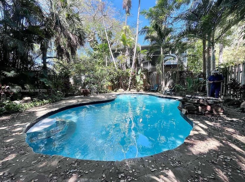 3161 Day Ave, Miami FL 33133