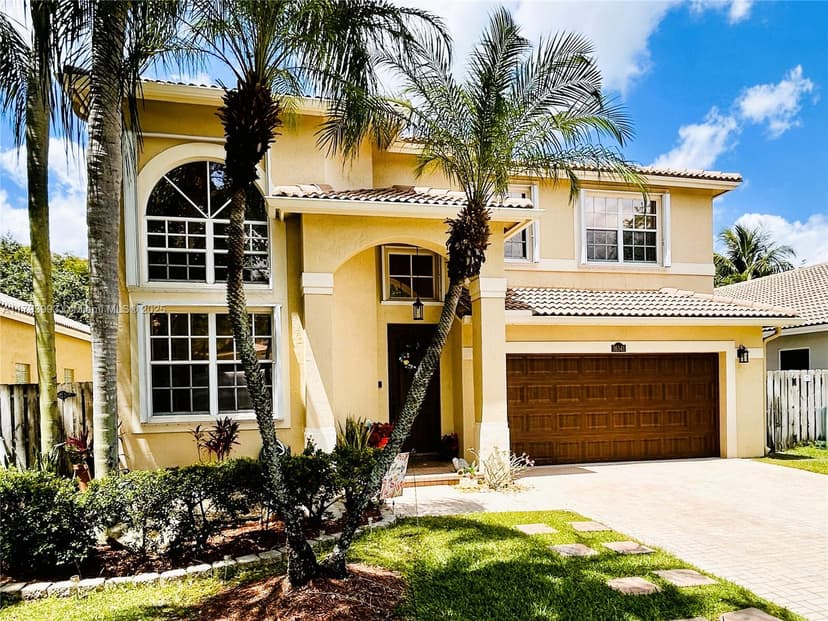 16541 Turquoise Trl, Weston FL 33331