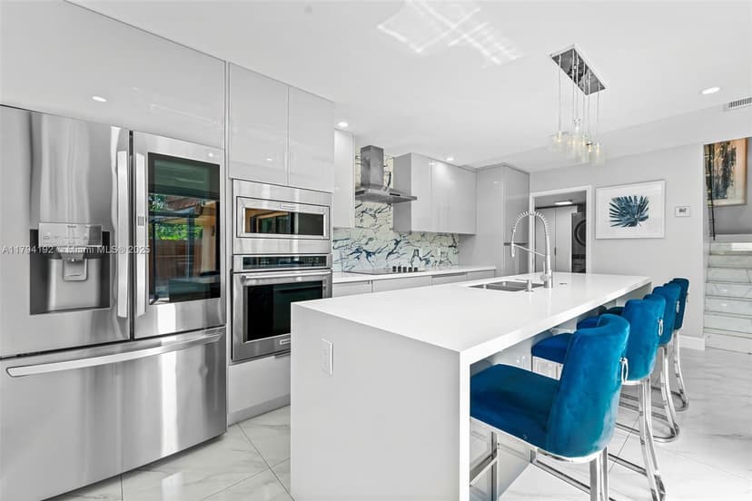 2557 Lakeview Ct # 2557, Cooper City FL 33026