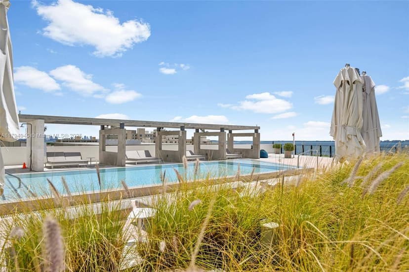 3581 E Glencoe St # 207, Miami FL 33133