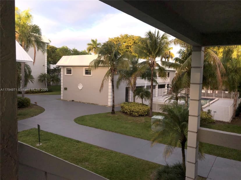 17255 SW 95th Ave # 459, Palmetto Bay FL 33157